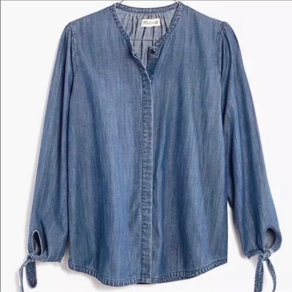 Madewell Denim Tie Sleeve shirt - woman’s large